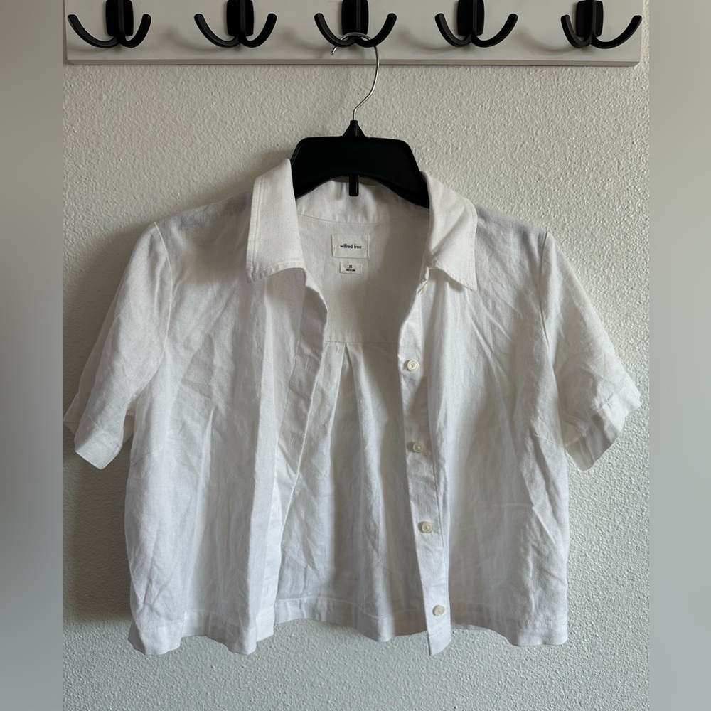 Aritzia wildfred free linen top